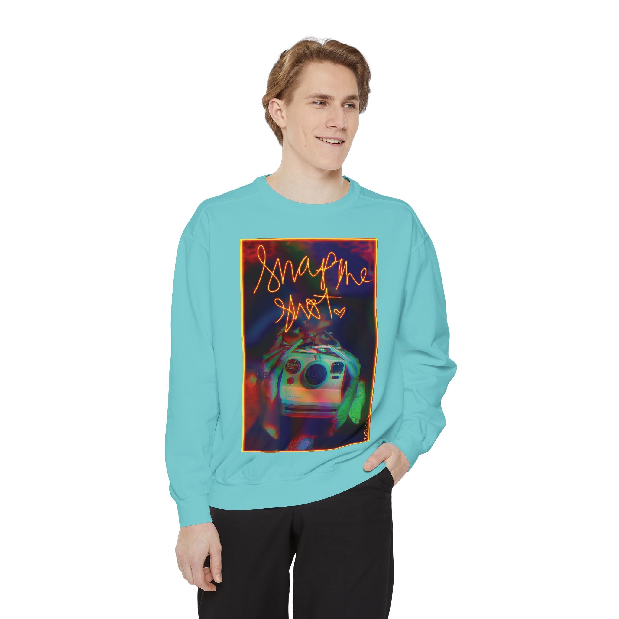 Snap the Shot Sweatshirt 📸 (8300434423980)